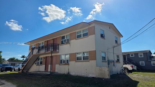 628 Sw 4th St, BELLE GLADE, FL, 33430-3953 | Card Image