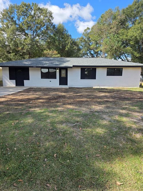 884 Herrin Dr, Picayune, MS, 39466-5114 | Card Image