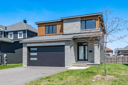 756 Namur St, Embrun, ON, K0A1W0 | Card Image