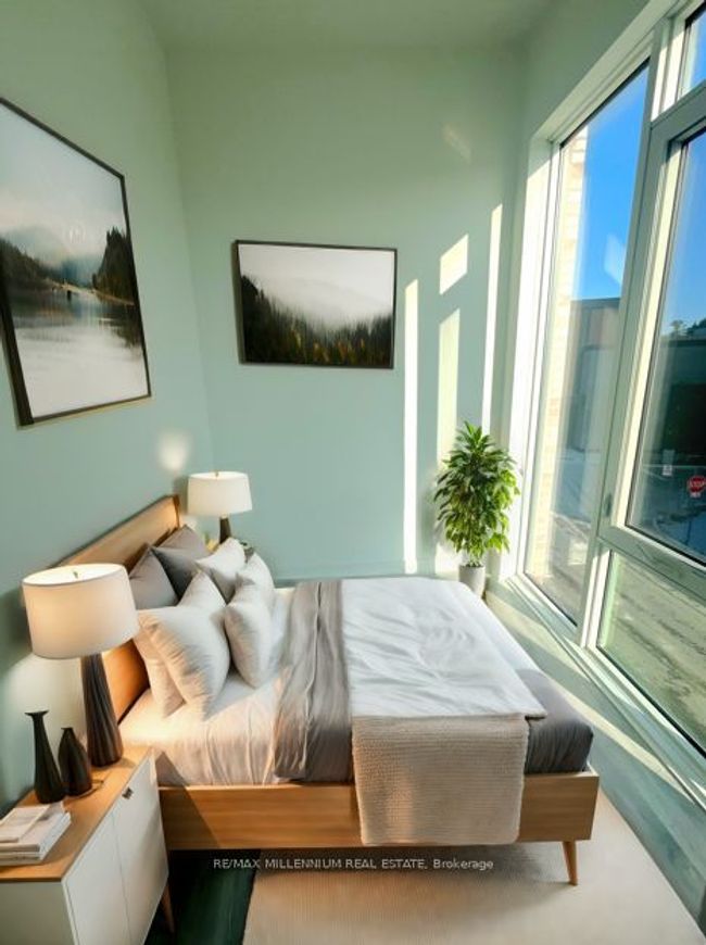 101 - 220 Missinnihe Way, Condo with 4 bedrooms, 3 bathrooms and null parking in Mississauga ON | Image 10