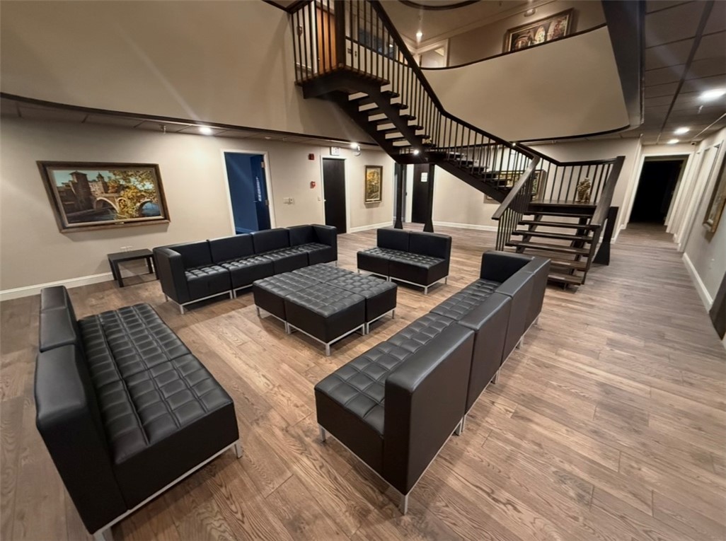 Residential Lease in Indiana Boro 3