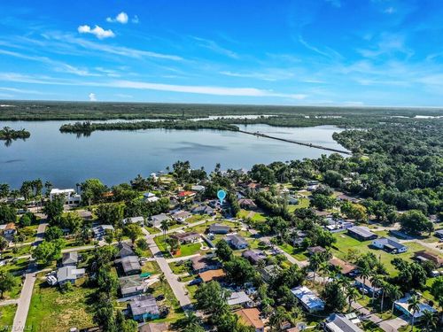 4555 Auburn Ave, FORT MYERS, FL, 33905-3034 | Card Image