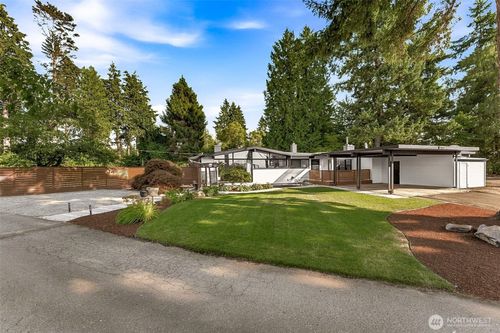 25657 Marine View Dr S, Des Moines, WA, 98198-8937 | Card Image