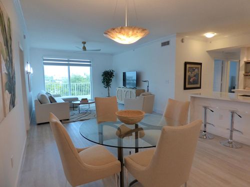 303-802 W Windward Way, Lantana, FL, 33462-8001 | Card Image