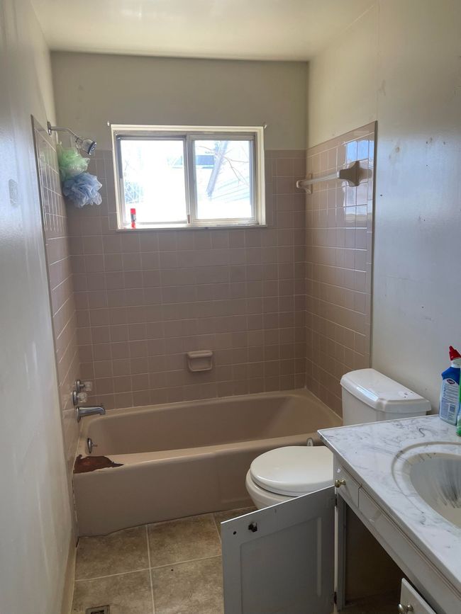 2906 Nathan Ave, House other with 2 bedrooms, 1 bathrooms and null parking in Flint MI | Image 8