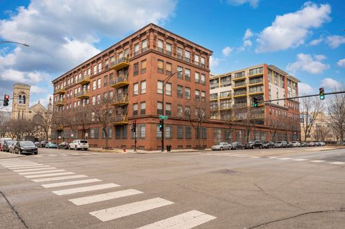 apt-421-1910 S Indiana Ave, Chicago, IL, 60616-1380 | Card Image