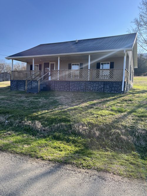 98 Ballenger Rd, Carthage, TN, 37030-2980 | Card Image