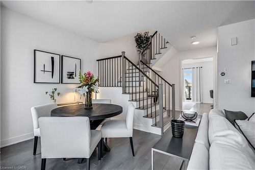 2497 Littlefield Cres, Oakville, ON, L6M5L9 | Card Image