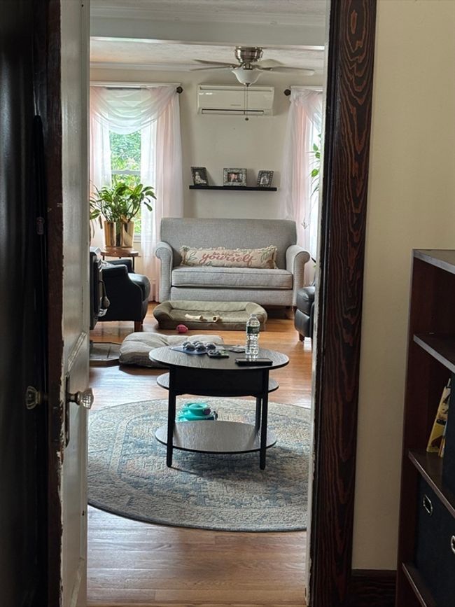 20 Osgood Ave, House other with 3 bedrooms, 2 bathrooms and 3 parking in Lowell MA | Image 5