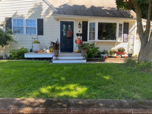 4 Thompson Ct, Vernon, CT, 06066-3124 | Card Image