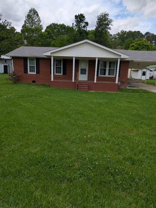 66 Hillview Dr, Lobelville, TN, 37097-3022 | Card Image