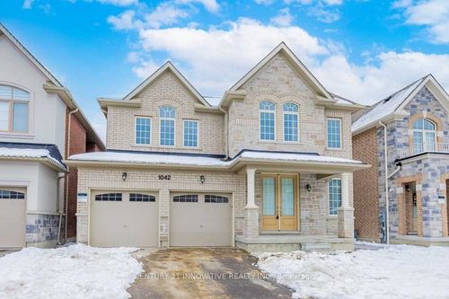 1042 Kingpeak Cres, Pickering, ON, L1X0H3 | Card Image