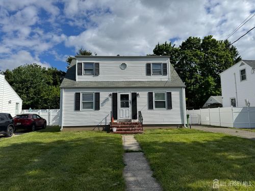 31 31 Pacifict St Street, Edison, NJ, 08817 | Card Image