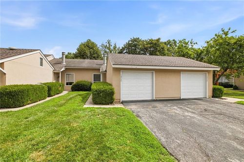 12735 109th St, Overland Park, KS, 66210-1144 | Card Image