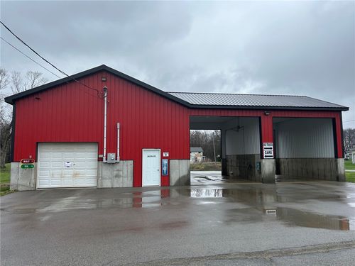 184 Mill St, Fredonia, PA, 16124-3022 | Card Image