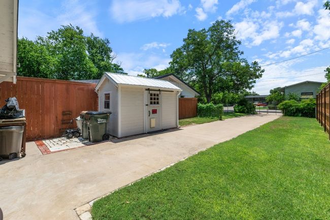 long back driveway for RV parking | Image 30