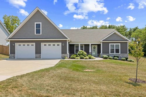 152 Langley Dr, WAYNESBORO, VA, 22980 | Card Image