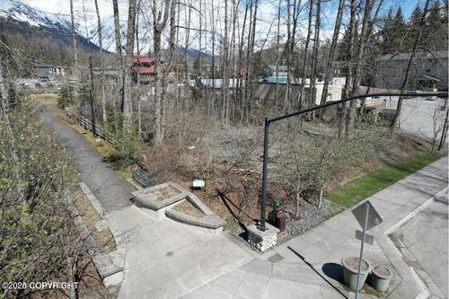 000 Girdwood Pl, Girdwood, AK, 99587 | Card Image