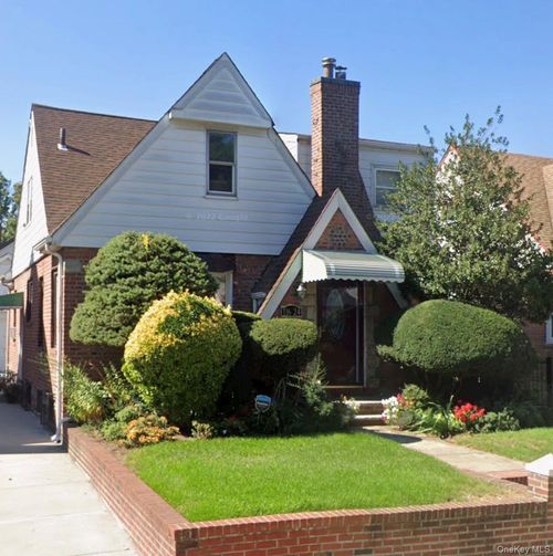 2-116-24 220th St, Cambria Heights, NY, 11411 | Card Image