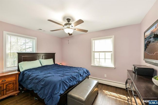 42 Jackson Ave, House other with 3 bedrooms, 3 bathrooms and null parking in Pompton Plains NJ | Image 15