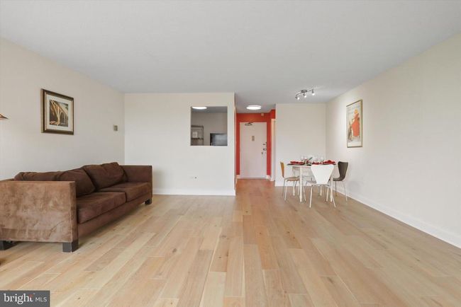 APT-722 - 4600 S Four Mile Run Dr, Condo with 1 bedrooms, 1 bathrooms and null parking in ARLINGTON VA | Image 9