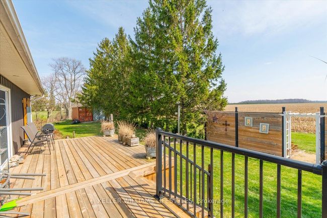 4609 Douglas Line, House other with 4 bedrooms, 2 bathrooms and 5 parking in Town Of Plympton Wyoming ON | Image 30