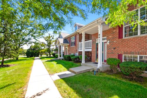 9411 Albany Ct, Orland Park, IL, 60467-5635 | Card Image