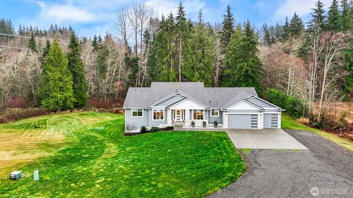 12902 129th St Ne, Lake Stevens, WA, 98258-8399 | Card Image