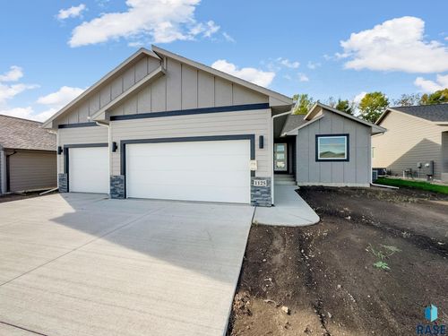 1125 E Apex St Street, Tea, SD, 57064 | Card Image