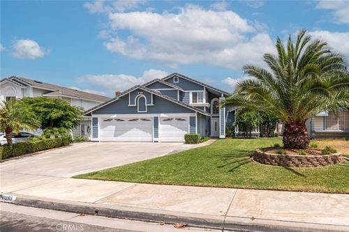 6285 El Palomino Dr, Jurupa Valley, CA, 92509-6154 | Card Image