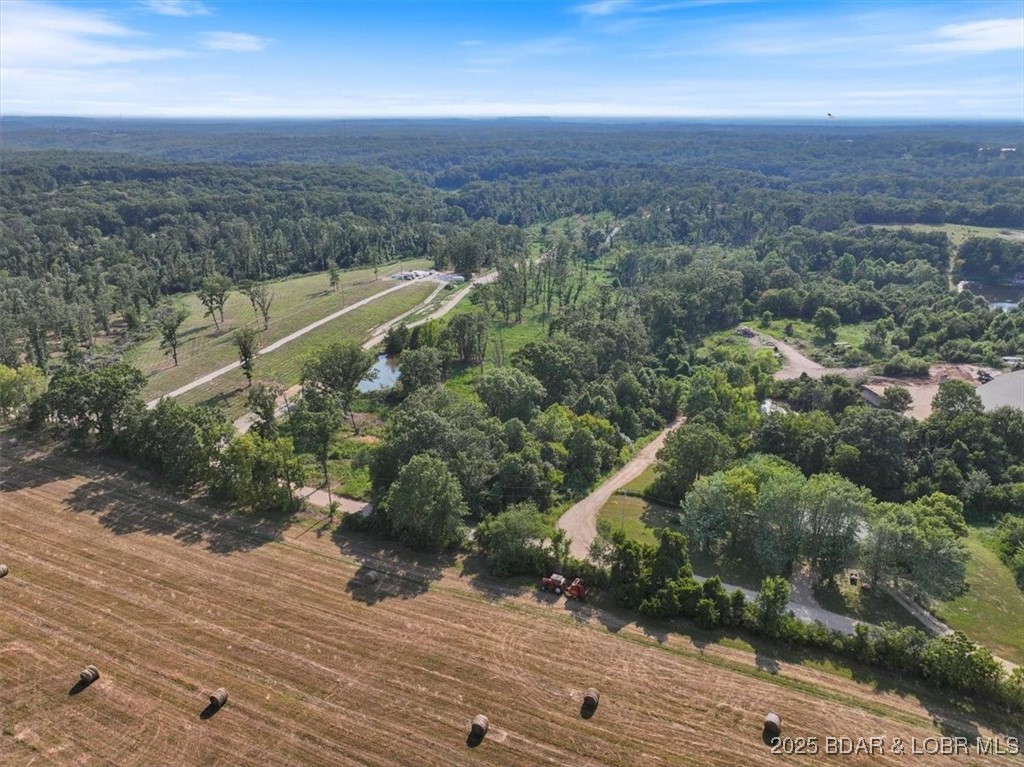Land in Eldon