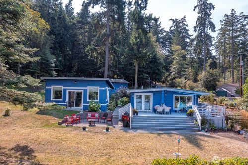 1105 Ne Moore Pl, Coupeville, WA, 98239-3601 | Card Image