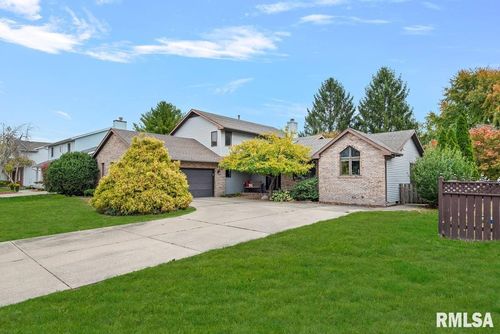 1828 Windycrest Dr, Springfield, IL, 62704-6452 | Card Image