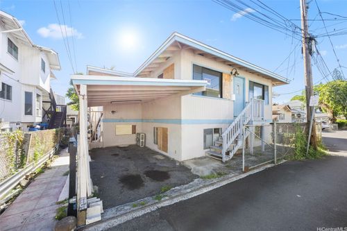 27 Kauila St, Honolulu, HI, 96813-6620 | Card Image