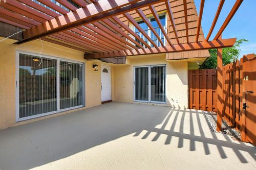2-a-2555 Albatross Rd N, Delray Beach, FL, 33444-3210 | Card Image