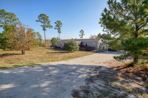 106 Lakewood Dr, Bastrop, TX, 78602-6500 | Card Image