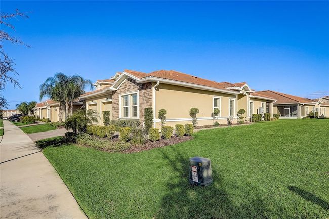 1127 Trappers Trail Loop, House other with 3 bedrooms, 2 bathrooms and null parking in DAVENPORT FL | Image 5