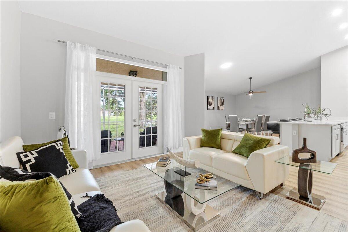 Residential in Palm Beach Gardens 5