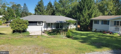 765 Meadowbrook Rd, MORGANTOWN, WV, 26505-3620 | Card Image