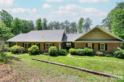 6889 Greedy Highway, Hickory, NC, 28602 | Card Image