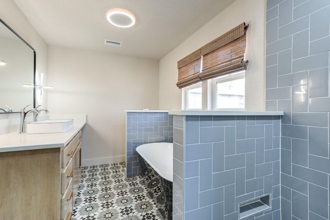 505 W 7 Th St, House other with 4 bedrooms, 3 bathrooms and null parking in Idalou TX | Image 30