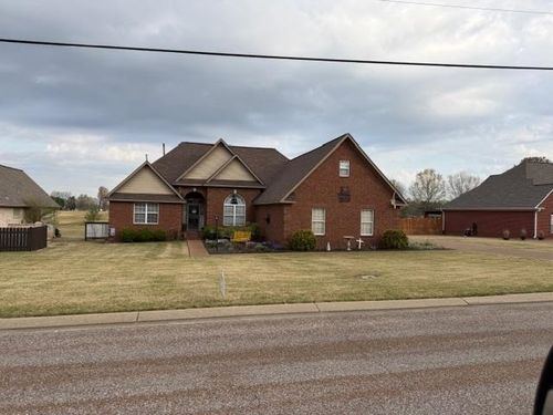 112 Fairway Dr, Covington, TN, 38019-3576 | Card Image