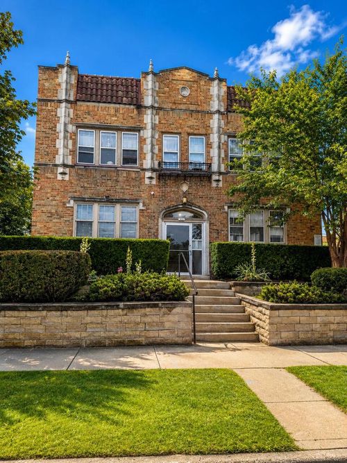 1922 N Palmer Street, Milwaukee, WI, 53212 | Card Image
