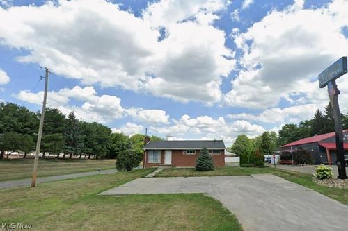 2150 Beechwood Ave, Alliance, OH, 44601-4426 | Card Image
