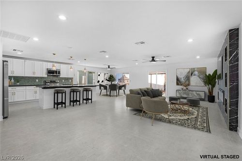1504 Banner Cir, Las Vegas, NV, 89102-1517 | Card Image