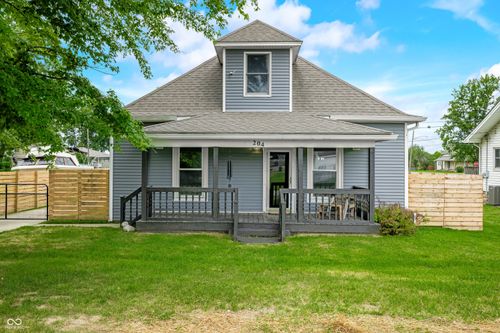 204 Walnut St, Jonesville, IN, 47247-4719 | Card Image