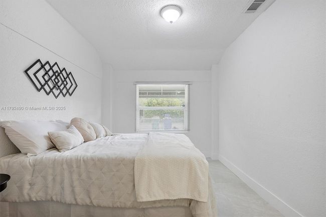 1810 Nw 47 Th St, House other with 4 bedrooms, 2 bathrooms and null parking in MIAMI FL | Image 21