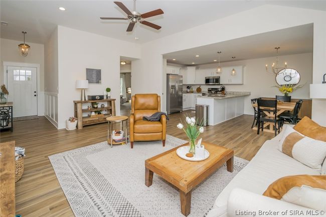 4103 Cedar Creek Ct, Home with 3 bedrooms, 2 bathrooms and null parking in Floyds Knobs IN | Image 7