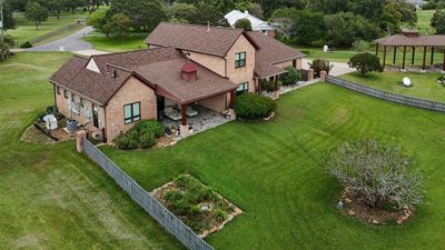 100 Pecan Grove Road, House other with 3 bedrooms, 2 bathrooms and null parking in Sealy TX | Image 2