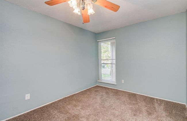 5706 Spring Grove Ln, House other with 3 bedrooms, 2 bathrooms and 2 parking in Spring TX | Image 7